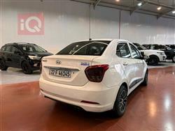 هيونداي i10